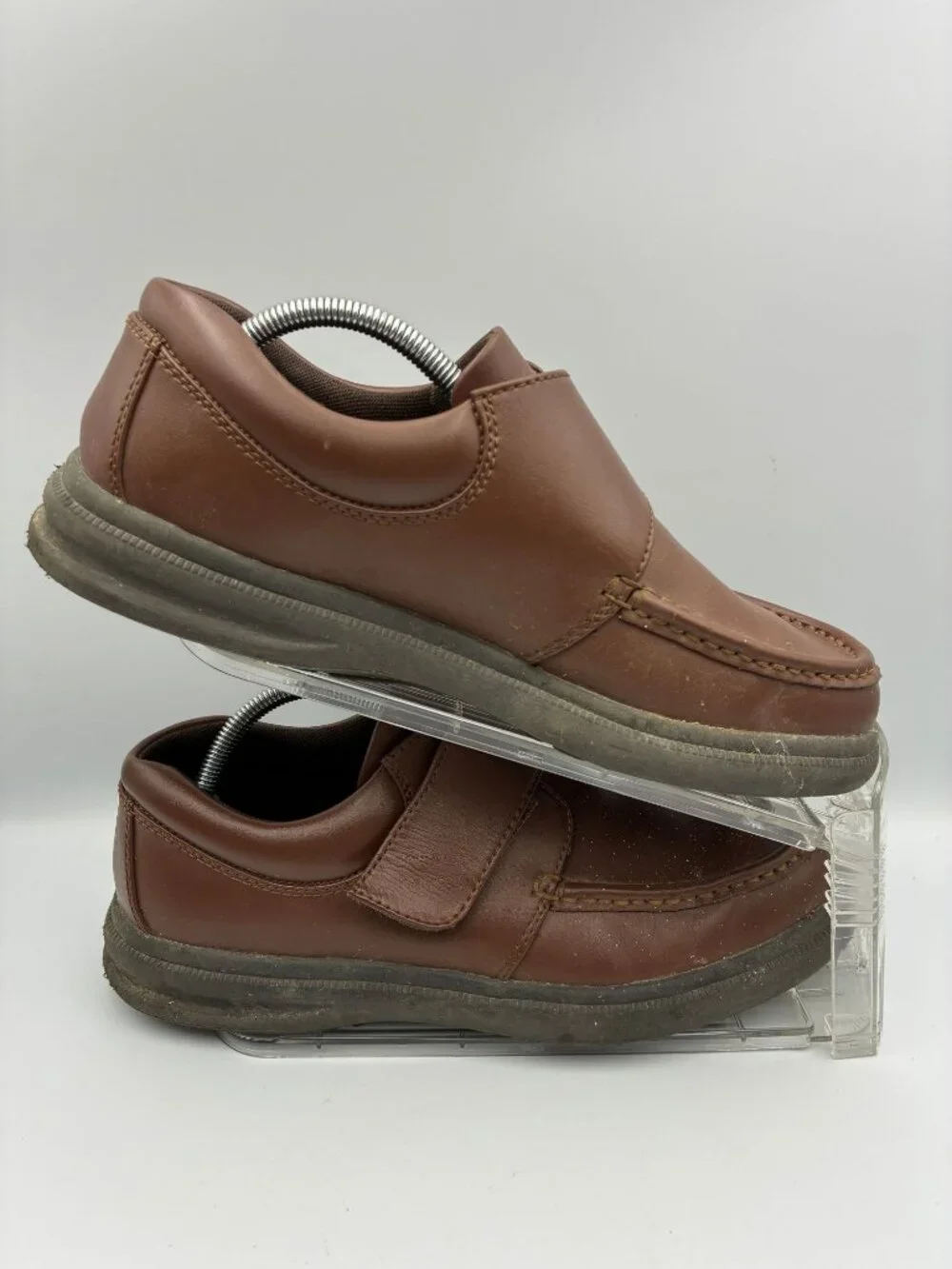 Softspots Mens Brown Velcro Loafers 8.5 Medium Moc Toe Comfort Casual Shoes
